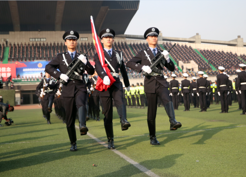 宇通护航全国交警系统实战大练兵比武竞赛，军警产品实力亮相